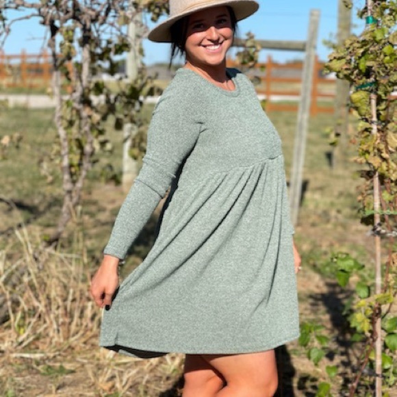 Long Sleeve Babydoll Dress With Pockets - Picture 1 of 2